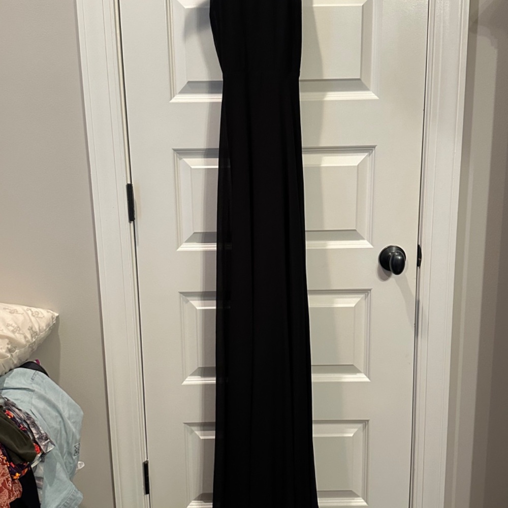 Lulu's Black long dress Size Small